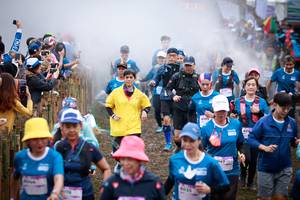 BIB: 821, 047
                            <button type="button" onclick="openModal(13429588)" class="btn btn-primary btn-sm float-right btn-popup" data-toggle="modal" data-target=".modal-high-quality">
                        <i class="fas fa-shopping-cart"></i> Add to Cart
                    </button>
                                            <button type="button" onclick="isThisMe(13429588, true)" class="btn btn-success btn-sm float-right btn-popup btn-isme hidden" data-toggle="tooltip" data-placement="bottom" title="นี่คือรูปของคุณใช่ไหม คลิกที่นี่เพื่อเอาเข้าอัลบั้ม">
                        <i class="fas fa-plus"></i> Add to album
                    </button>
                    <button type="button" onclick="isThisMe(13429588, false)" class="btn btn-warning btn-sm float-right btn-popup btn-isnotme hidden">
                        <i class="fas fa-ban"></i> Remove from album
                    </button>